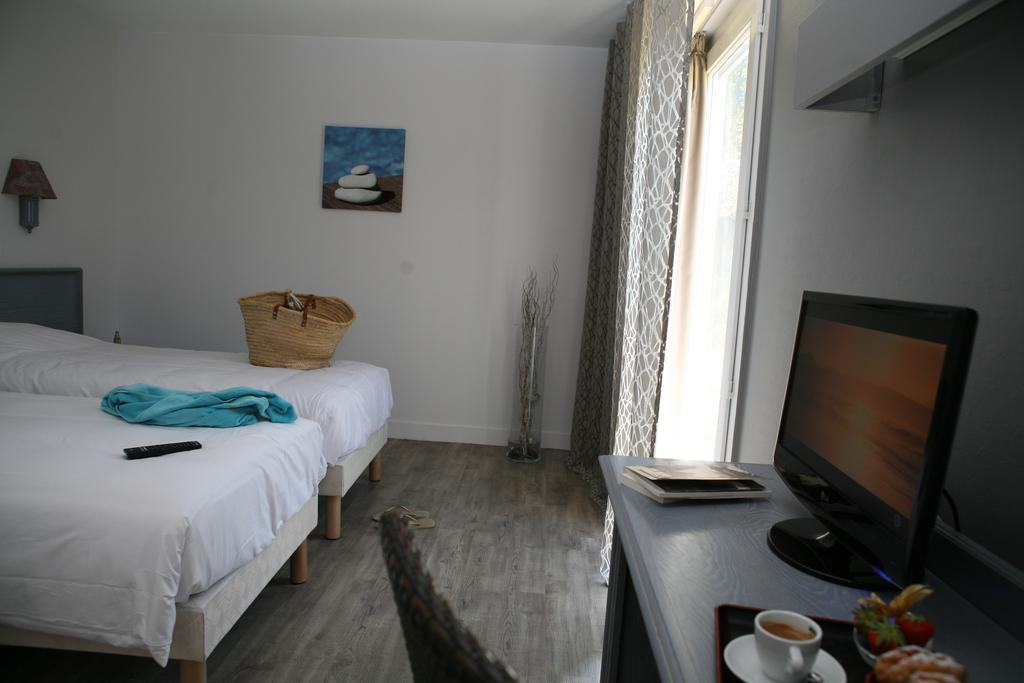 Best Western Plus Hyeres Cote D'Azur Room photo